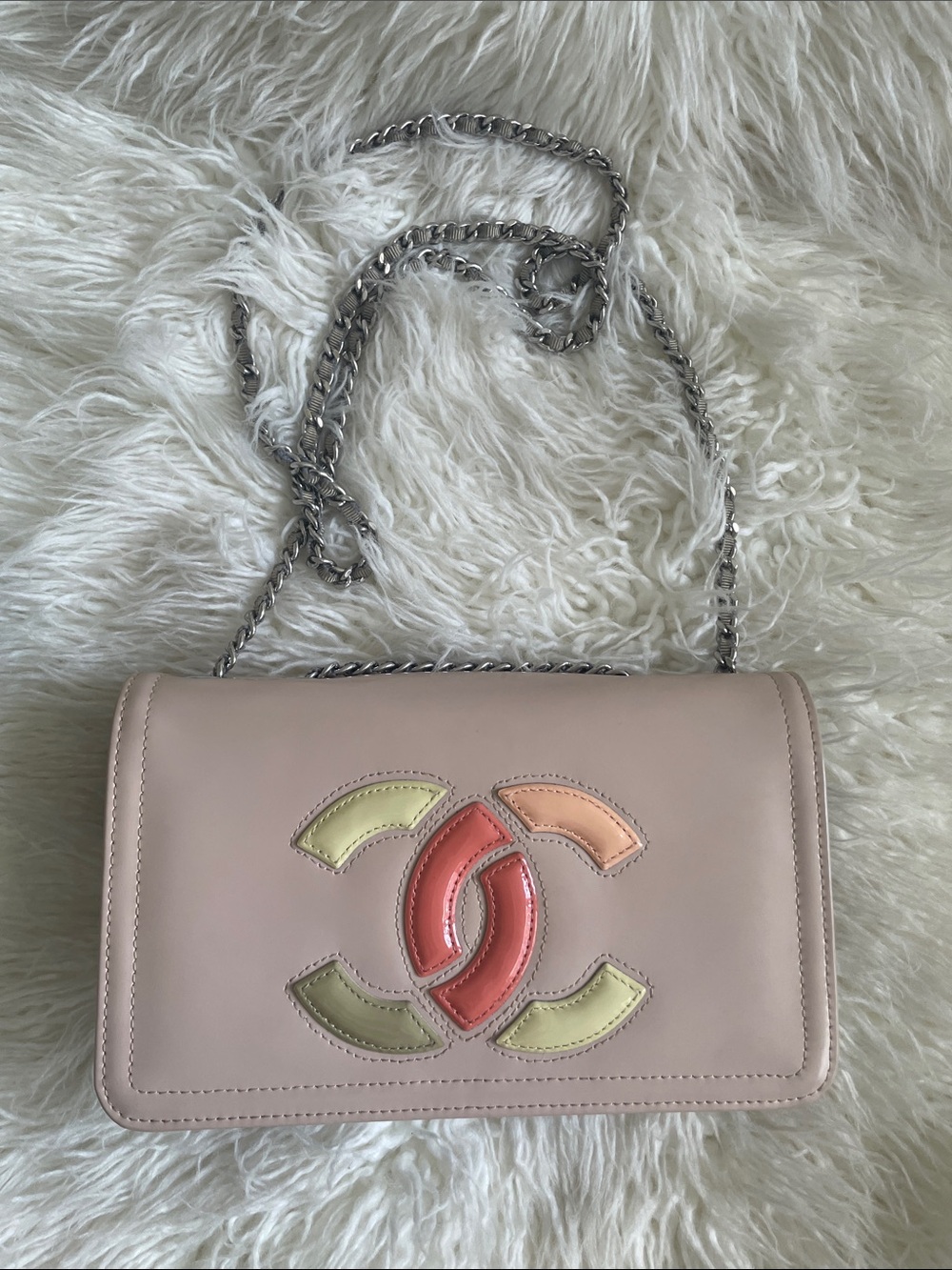 Chanel Patent/Vinyl Leather Crossbody Bag - Picture 13 of 15